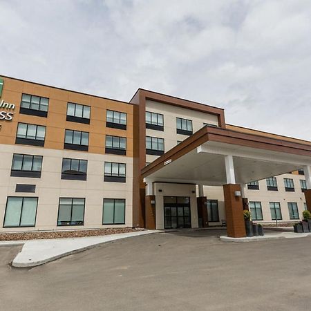 Holiday Inn Express & Suites Edmonton N - St Albert By Ihg Saint Albert Exterior foto